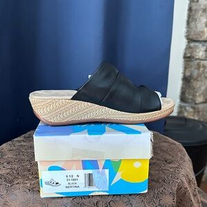Easy Street Black Women's Mules